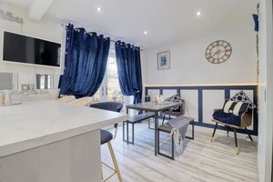 Kitchen/Diner- click for photo gallery